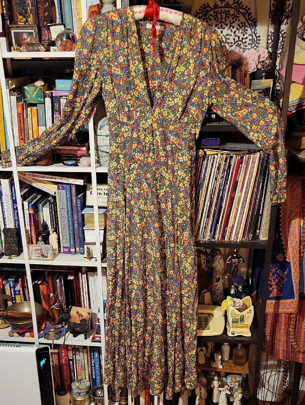 Doen Floral Maxi Dress Size Small, with Fabric Bag. Charleston Dress.